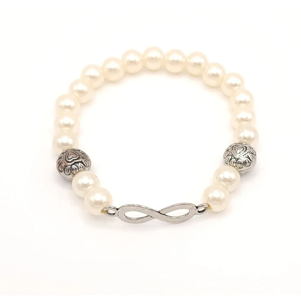 Set of 4 Faux Pearl Stretch Bracelets White Beaded Stackable Jewelry - Picture 3 of 9